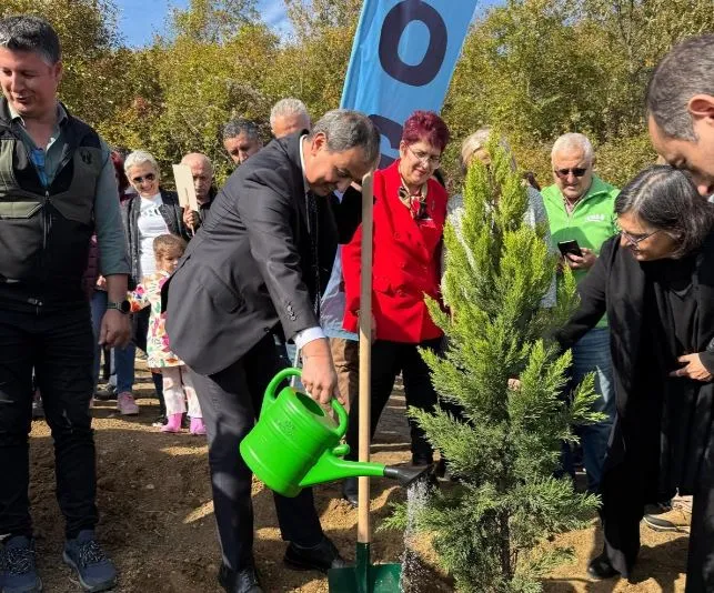 81 İlde 2,2 Milyon Fidan Toprakla Buluşacak
