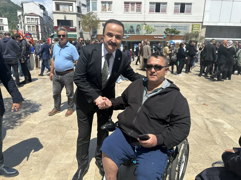 ŞANLITÜRK: ENGELLİLERİMİZ, TOPLUMSAL YAŞAMDAN KOPMAMALI!