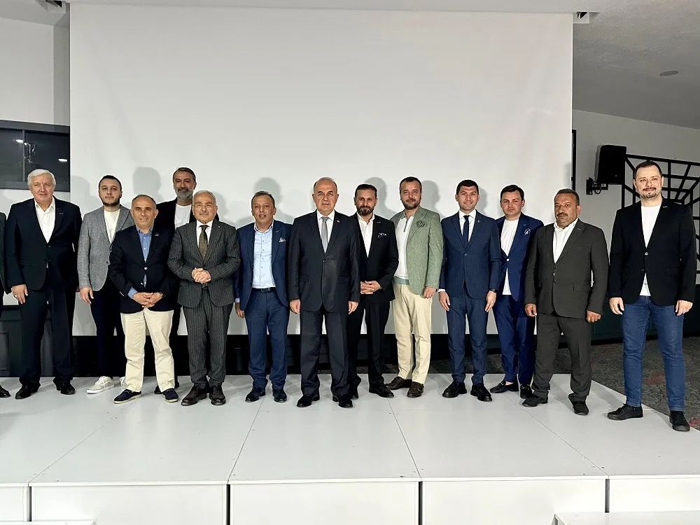 ORDUSİAD’ın İş Geliştirme Toplantısında, Dünya Dondurma Şampiyonu Başarı Hikayesini Paylaştı