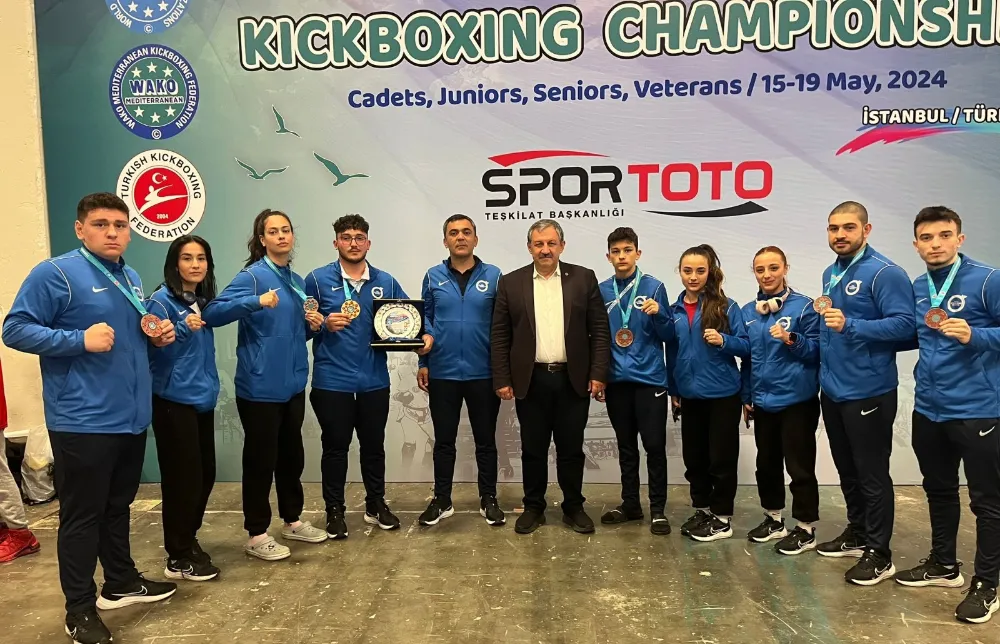 BÜYÜKŞEHİR SPORCULARINDAN KİCK BOKSTA BÜYÜK BAŞARI