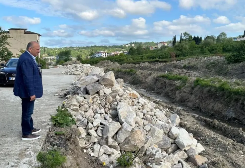 Ünye’de sel ve taşkınlara karşı ıslah çalışmaları sürüyor