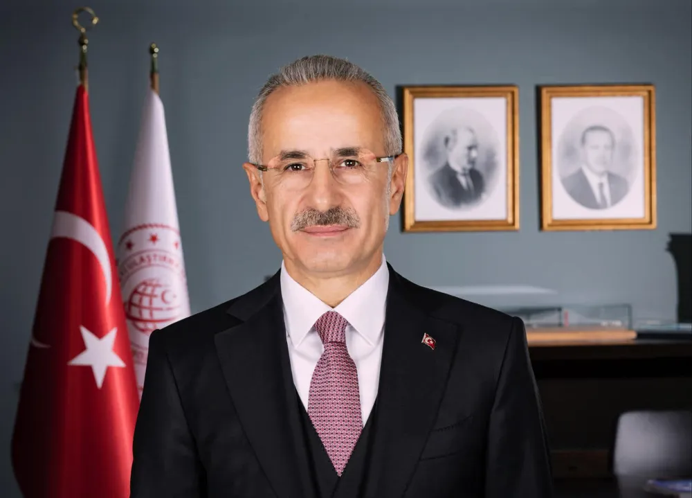 BAKÜ-TİFLİS-KARS DEMİRYOLU HATTI YENİDEN AÇILDI