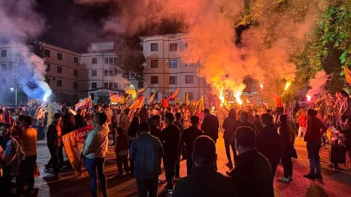 TARİHİ SEZONDA ŞAMPİYON GALATASARAY