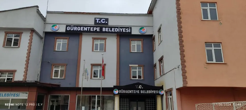 Gürgentepe Belediyesi Tabelasına T.C İbaresi eklendi