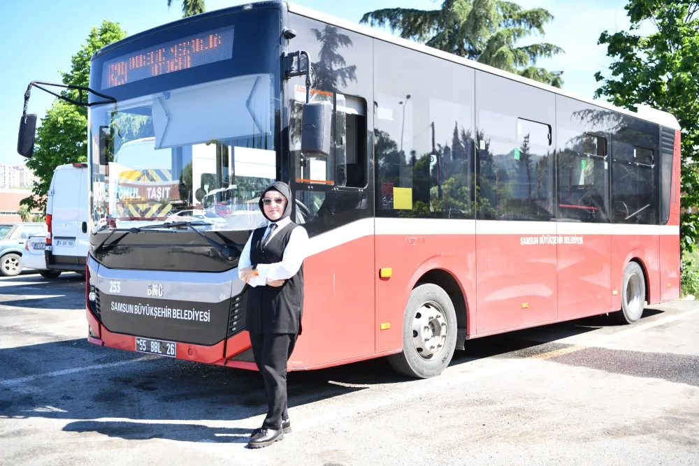 SAMSUN’UN İLK KADIN BELEDİYE OTOBÜS ŞOFÖRÜ