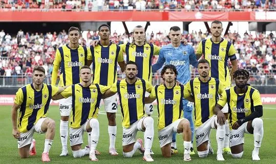 FENERBAHÇE TURU İSTANBUL’A BIRAKTI!