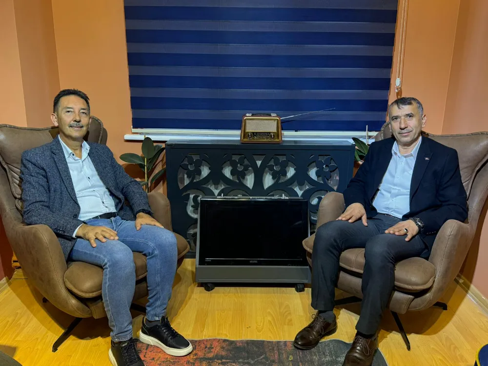 BAŞKAN ADAYI MUHARREM ÜSTÜN’DEN RADYOMUZA ZİYARET