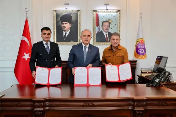 Hayırsever İş İnsanı Mehmet Albayrak Köy Yaşam Merkezi Yapacak