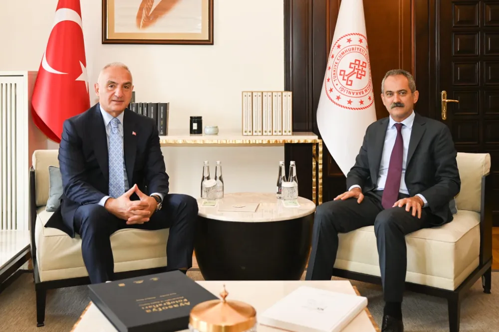 VEKİL ÖZER’DEN KÜLTÜR YOLU FESTİVALİ İÇİN BAKAN ERSOY’A TEŞEKKÜR