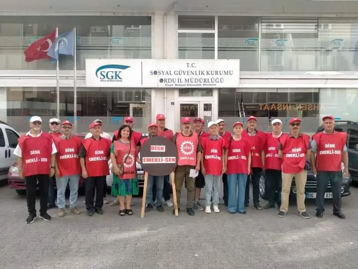 DİSK / Devrimci Emekli-Sen Ünye Şubesi Görev Dağılımını Yaptı.