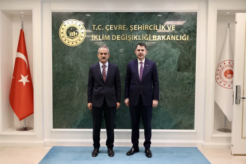 Özer