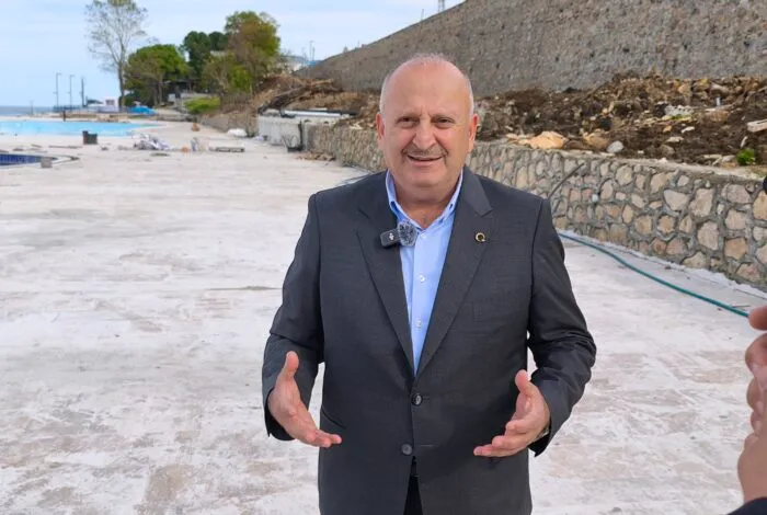 Aquapark ve yüzme havuzu projesi yılsonuna kadar tamamlanacak.
