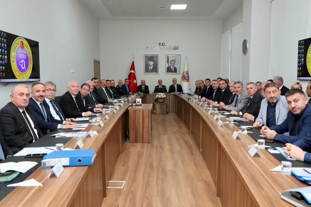 Sahipsiz Sokak Hayvanlarıyla İlgili İstişare Toplantısı Yapıldı