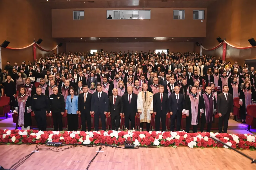 ORDU ÜNİVERSİTESİ 2025-2026 AKADEMİK YILI AÇILIŞ TÖRENİ GERÇEKLEŞTİ