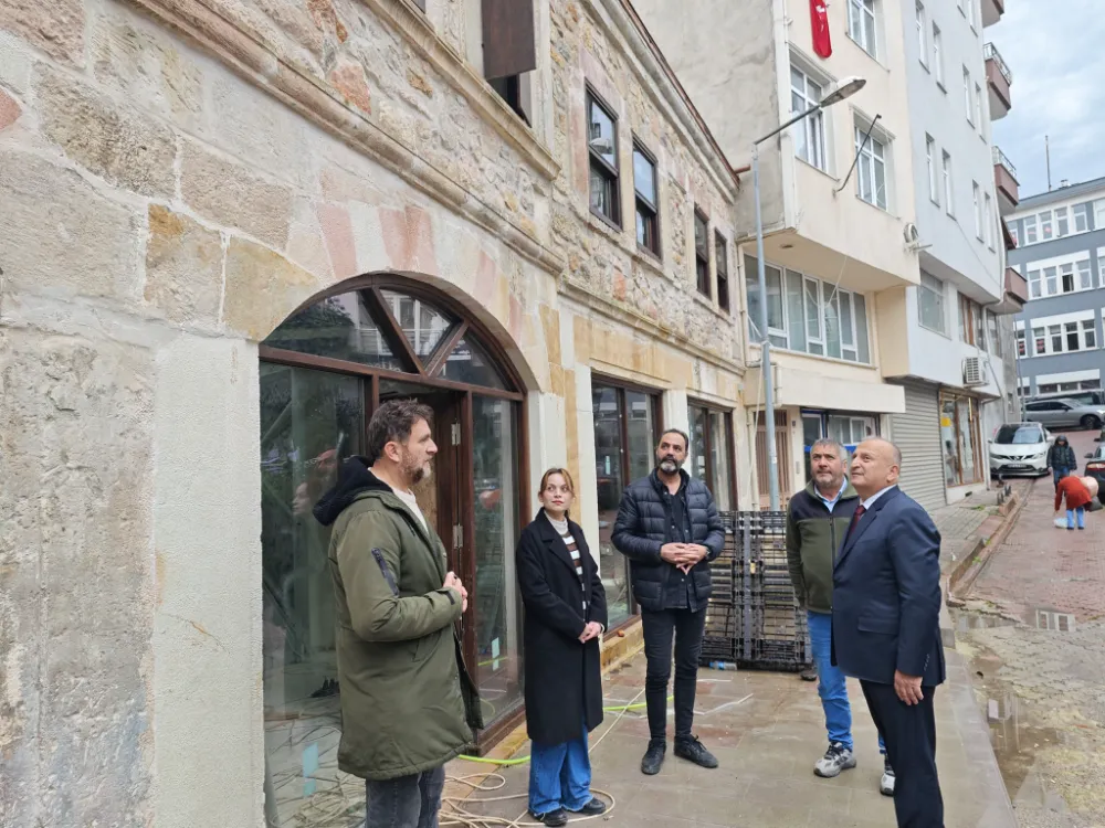 Kefelihan Bebek ve Çocuk Kütüphanesi Oluyor