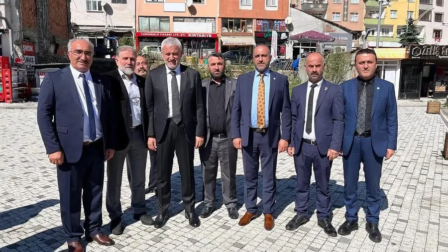 ALİ DURMAZ GÜVEN TAZELEDİ..