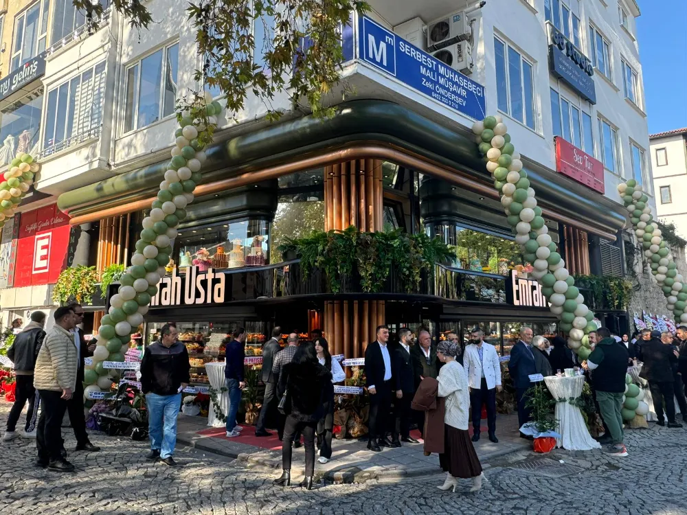 EMRAH USTA PASTANESİ YENİ YÜZÜYLE ÜNYELİLERLE BULUŞTU…