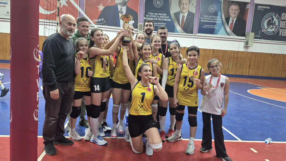 ALTINORDU’DA YILDIZ KIZLAR VOLEYBOL HEYECANI SONA ERDİ