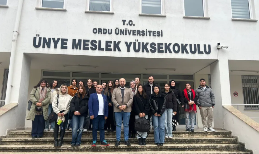 Hasan Çolakoğlu’ndan Ünye MYO’da İlham Veren Girişimcilik Söyleşisi.