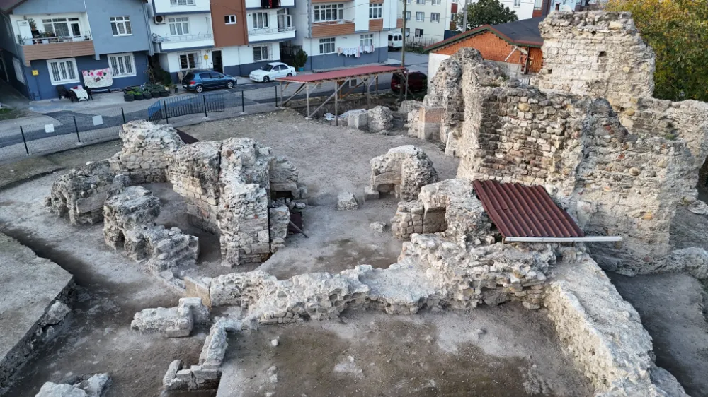 FATSA’DAKİ ARKEOLOJİK KAZILARDA YAPININ MİMARİ DOKUSU ORTAYA ÇIKTI