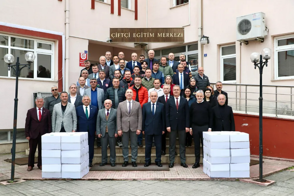 Kahverengi Kokarca İle Mücadeleye İlaç ve Feromon Tuzağı Desteği 