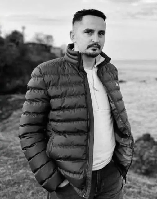 Genç Adam Hayatına Son Verdi