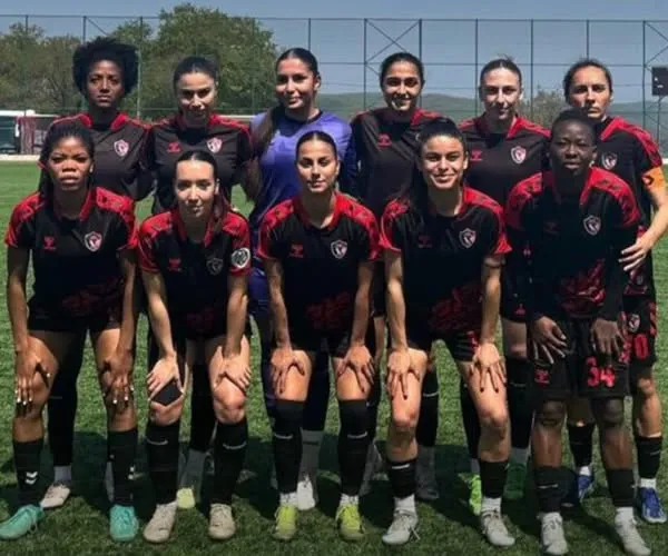 ÜNYE KADIN FK HÜKMEN 3-0 GALİP