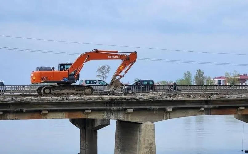 Melet Köprüsü’nde Yıkım Başladı