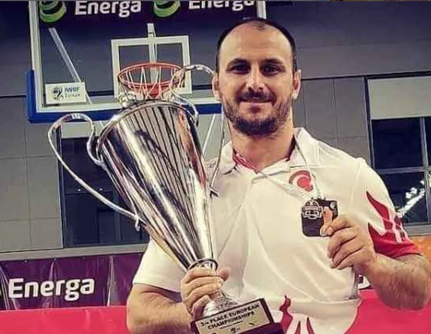 ORDULU  MİLLİ SPORCU FİKRİ GÜNDOĞDU’DAN AVRUPA ZAFERİ! 
