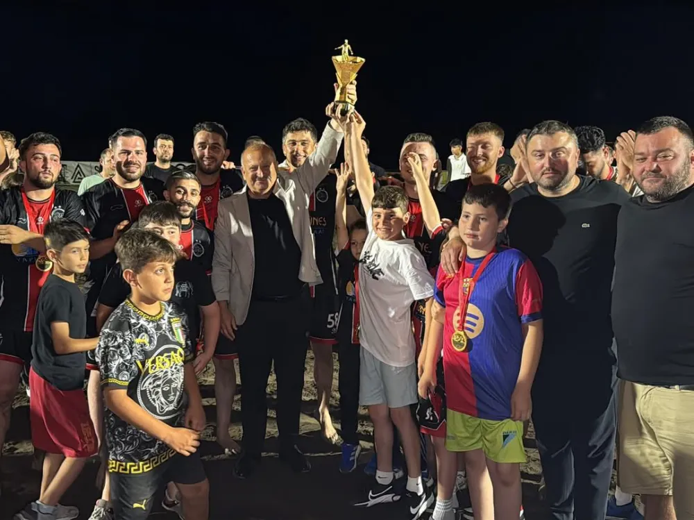 Manyetik Kum Gece Futbol Turnuvası sona erdi.