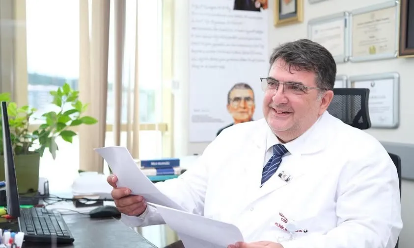 C Vitamini ve Demir Eksikliği Gizli Tehlike :Obezite ve Erken Yaşlanma!