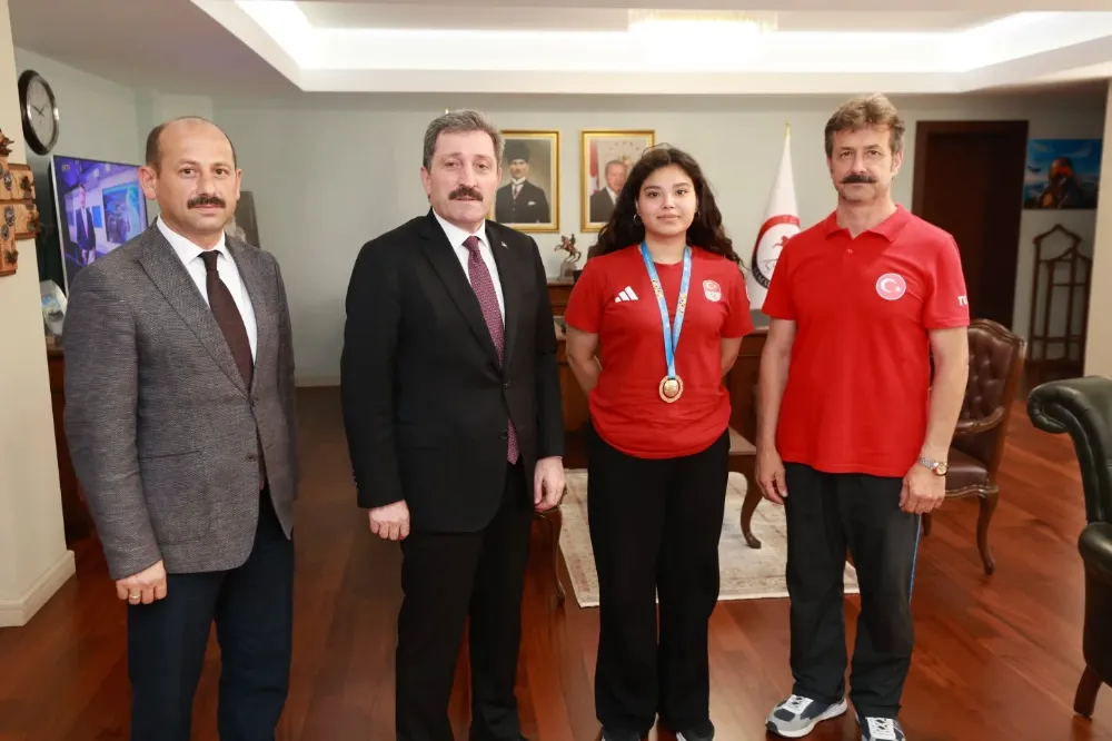 EZGİNUR TÜRKMEN’DEN AVRUPA ŞAMPİYONLUĞU