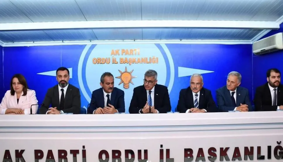 AK PARTİ ÜNYE İLÇE BAŞKANI HASAN FAHRİ ALPARSLAN: “SAĞLIK YATIRIMLARI İÇİN TEŞEKKÜR EDİYORUZ”