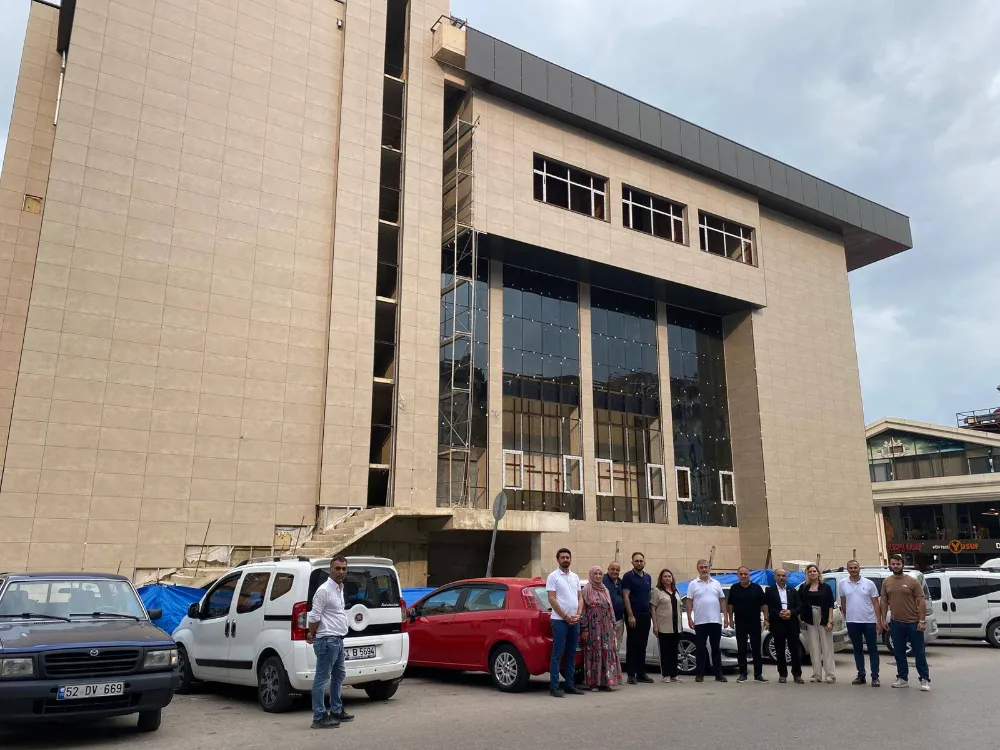 Ak Parti Heyeti bölgede incelemelerde bulundu..