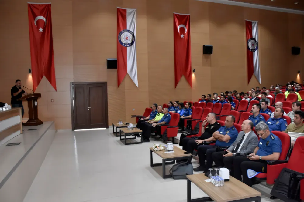 ODÜ’DE EMNİYET PERSONELLERİNE KİŞİSEL GELİŞİM VE FİNANSAL OKURYAZARLIK EĞİTİMİ 