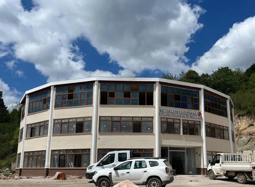 AYBASTI’YA MODERN OTOBÜS TERMİNALİ KAZANDIRILIYOR