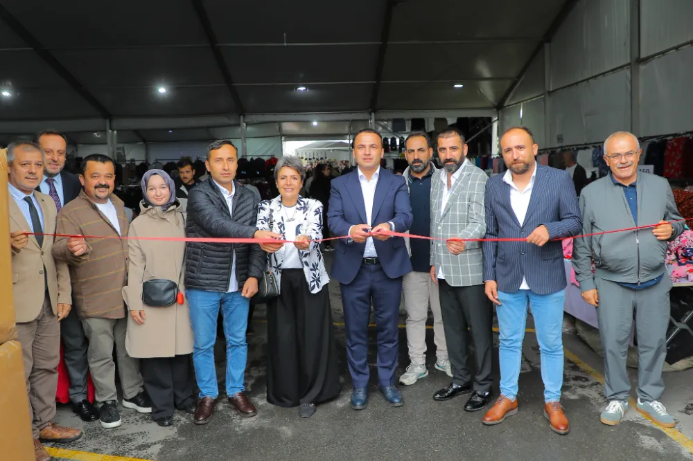 Fatsa’da İlk Kez İstanbul İndirim Çadırı – Tekstil Fuarı Açıldı