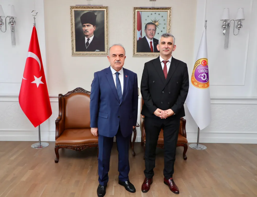 İl Sağlık Müdürü Dursun Tüzün’den Vali Erol’a Veda Ziyareti